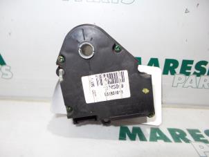 Usados Motor de válvula de calefactor Alfa Romeo 156 (932) 1.6 Twin Spark 16V Precio € 25,00 Norma de margen ofrecido por Maresia Parts
