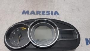 Usagé Instrument de bord Renault Megane III Berline (BZ) 1.5 dCi 105 Prix € 75,00 Règlement à la marge proposé par Maresia Parts