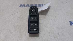 Used Multi-functional window switch Renault Megane III Berline (BZ) 1.5 dCi 105 Price € 35,00 Margin scheme offered by Maresia Parts