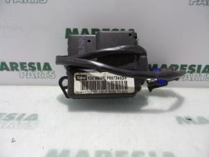 Used Heater valve motor Renault Trafic New (JL) 1.9 dCi 82 16V Price € 50,00 Margin scheme offered by Maresia Parts