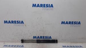 Used Set of tailgate gas struts Renault Megane III Berline (BZ) 1.5 dCi 105 Price € 35,00 Margin scheme offered by Maresia Parts