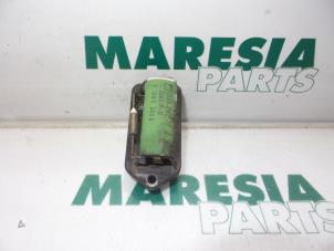 Usagé Résistance chauffage Fiat Cinquecento 0.9 i.e. S Prix € 15,00 Règlement à la marge proposé par Maresia Parts