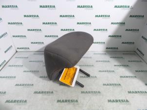Used Headrest Peugeot 407 (6D) 1.8 16V Price € 40,00 Margin scheme offered by Maresia Parts