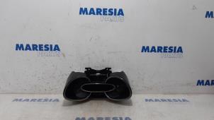 Used Instrument panel Renault Clio IV (5R) 0.9 Energy TCE 90 12V Price € 126,00 Margin scheme offered by Maresia Parts