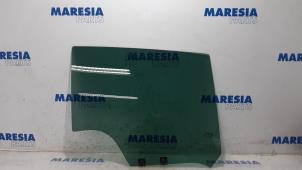 Used Rear door window 4-door door, rear right Renault Clio IV (5R) 0.9 Energy TCE 90 12V Price € 40,00 Margin scheme offered by Maresia Parts