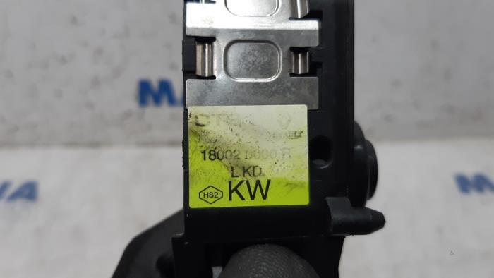 Throttle pedal position sensor from a Renault Megane IV Estate (RFBK) 1.5 Energy dCi 95 2019