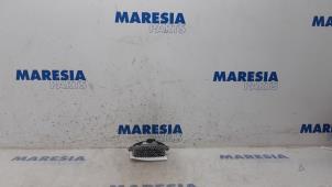 Used Heater resistor Renault Megane IV Estate (RFBK) 1.5 Energy dCi 95 Price € 20,00 Margin scheme offered by Maresia Parts
