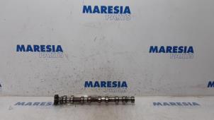 Used Camshaft Peugeot 207/207+ (WA/WC/WM) 1.6 16V GT THP Price € 105,00 Margin scheme offered by Maresia Parts