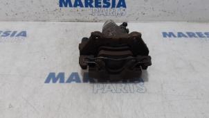 Used Rear brake calliper, left Renault Laguna III (BT) 2.0 16V Price € 75,00 Margin scheme offered by Maresia Parts