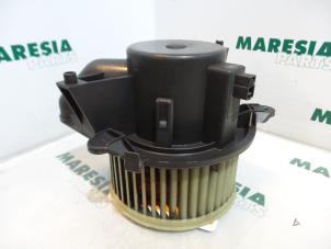Used Heating and ventilation fan motor Fiat Doblo Cargo (223) 1.3 JTD 16V Multijet Price € 30,25 Inclusive VAT offered by Maresia Parts