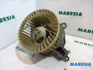 Usagé Ventilateur chauffage Citroen ZX Prix € 25,00 Règlement à la marge proposé par Maresia Parts