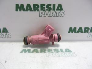 Used Injector (petrol injection) Fiat Idea (350AX) 1.4 16V Price € 25,00 Margin scheme offered by Maresia Parts