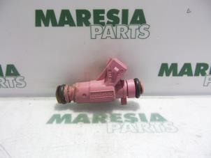 Used Injector (petrol injection) Fiat Idea (350AX) 1.4 16V Price € 25,00 Margin scheme offered by Maresia Parts