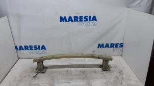 Used Front bumper frame Renault Trafic (1FL/2FL/3FL/4FL) 1.6 dCi 95 Price € 145,20 Inclusive VAT offered by Maresia Parts