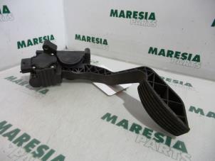 Gaspedalposition Sensor van een Fiat Punto II (188) 1.2 16V 3-Drs. 2001
