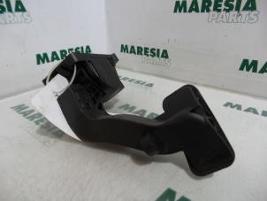 Used Throttle pedal position sensor Citroen Xsara Picasso (CH) 1.6i 16V Price € 75,00 Margin scheme offered by Maresia Parts