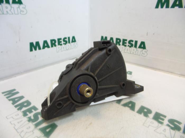 Gebrauchte Gaspedalposition Sensor Renault Master II (FD/HD) 2.5 dCi 16V Preis € 42,35 Mit Mehrwertsteuer angeboten von Maresia Parts