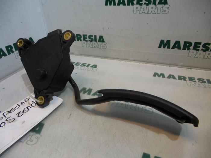 Begagnade Gaspedalsensor Renault Megane II (BM/CM) 1.5 dCi 80 Pris € 35,00 Marginaltabell erbjuds av Maresia Parts