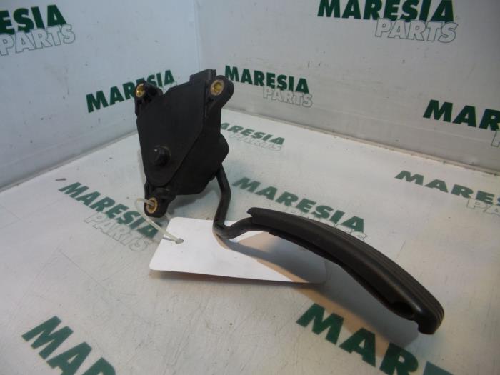 Begagnade Gaspedalsensor Renault Megane II (BM/CM) 1.5 dCi 80 Pris € 50,00 Marginaltabell erbjuds av Maresia Parts