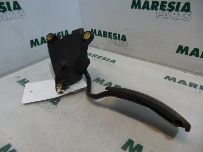 Begagnade Gaspedalsensor Renault Megane II (BM/CM) 1.9 dCi 115 Pris € 50,00 Marginaltabell erbjuds av Maresia Parts