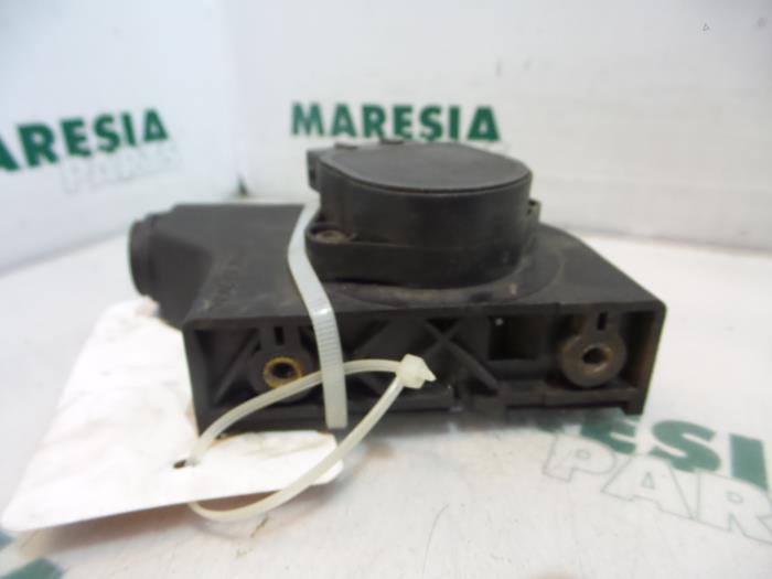 Begagnade Gaspedalsensor Renault Scénic I (JA) 1.9 dCi Pris € 40,00 Marginaltabell erbjuds av Maresia Parts