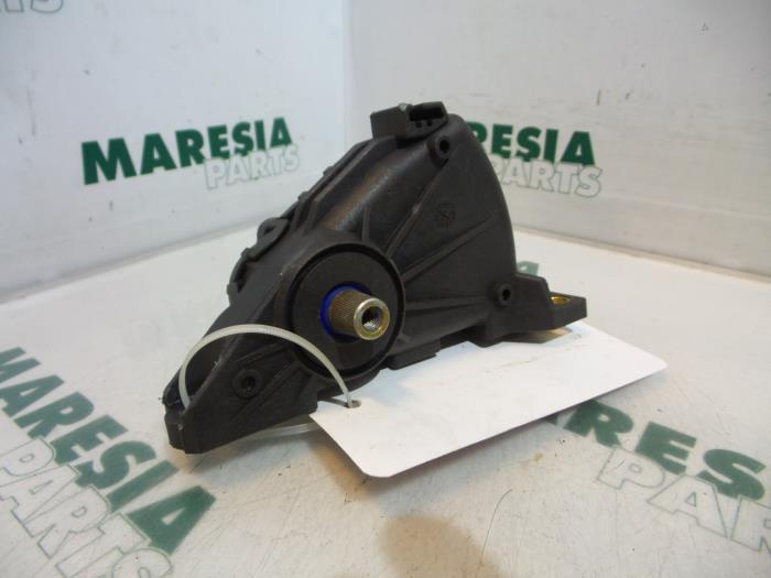 Gebrauchte Gaspedalposition Sensor Renault Espace (JE) 2.2 dCi 130 Grand Espace Preis € 40,00 Margenregelung angeboten von Maresia Parts