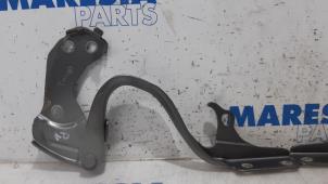 Used Bonnet Hinge Fiat 500C (312) 1.2 69 Price € 25,00 Margin scheme offered by Maresia Parts