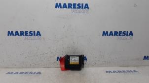 Used Airbag Module Renault Scénic III (JZ) 2.0 16V CVT Price € 105,00 Margin scheme offered by Maresia Parts