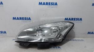Used Headlight, left Citroen C4 Grand Picasso (UA) 1.6 HDiF 16V 110 Price € 131,25 Margin scheme offered by Maresia Parts
