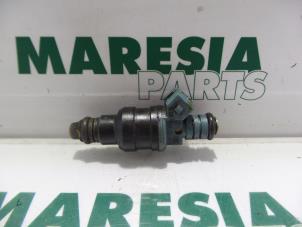 Used Injector (petrol injection) Peugeot 306 (7A/C/S) 1.6i XR,XT,ST Price € 35,00 Margin scheme offered by Maresia Parts