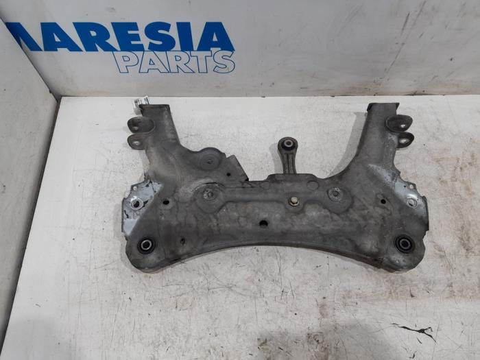 Begagnade Underram Renault Kangoo/Grand Kangoo (KW) 1.6 16V Pris € 75,00 Marginaltabell erbjuds av Maresia Parts