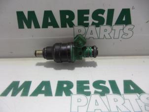 Usagé Injecteur (injection essence) Renault R19 Prix € 35,00 Règlement à la marge proposé par Maresia Parts