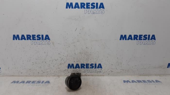 Used Piston Peugeot 207/207+ (WA/WC/WM) 1.4 16V VTi Price € 50,00 Margin scheme offered by Maresia Parts
