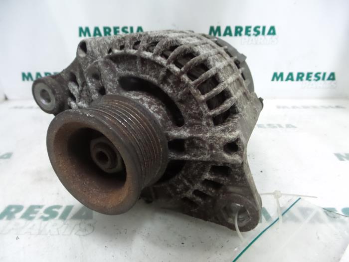 Gebrauchte Dynamo Alfa Romeo 145 (930A) 2.0 Twin Spark 16V QV Preis € 40,00 Margenregelung angeboten von Maresia Parts