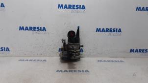 Used Power steering pump Citroen C4 Grand Picasso (UA) 1.6 HDiF 16V 110 Price € 262,50 Margin scheme offered by Maresia Parts