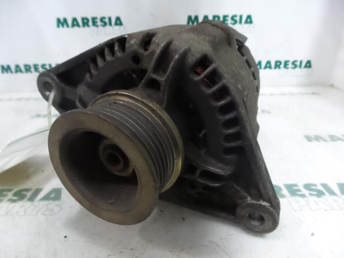 Begagnade Dynamo Alfa Romeo 146 (930B) 1.4 Twin Spark 16V Pris € 40,00 Marginaltabell erbjuds av Maresia Parts