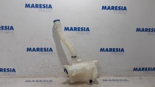 Used Front windscreen washer reservoir Citroen C4 Grand Picasso (UA) 1.6 HDiF 16V 110 Price € 25,00 Margin scheme offered by Maresia Parts