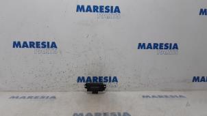 Used PDC Module Renault Trafic (1FL/2FL/3FL/4FL) 1.6 dCi 95 Price € 42,35 Inclusive VAT offered by Maresia Parts