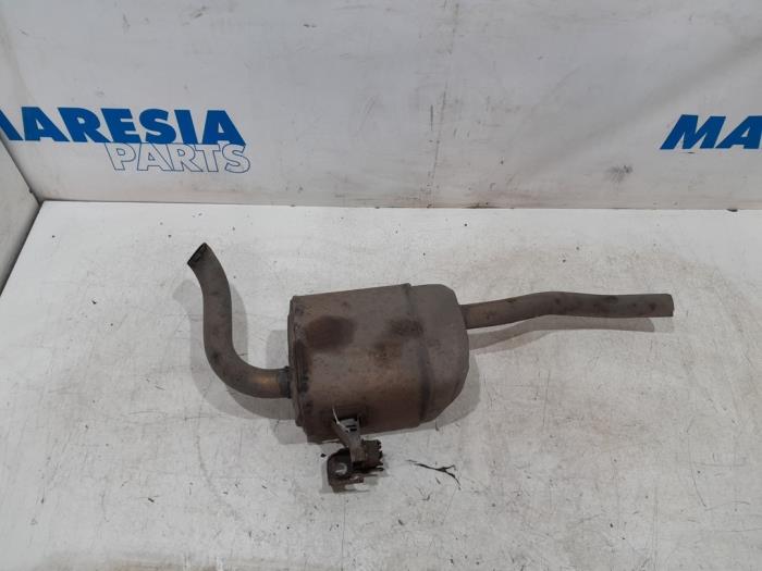 Gebrauchte Auspuff Enddämpfer Renault Megane III Grandtour (KZ) 1.4 16V TCe 130 Preis € 50,00 Margenregelung angeboten von Maresia Parts