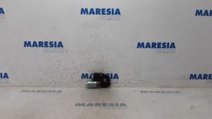 Used Sunroof motor Renault Megane III Berline (BZ) 1.4 16V TCe 130 Price € 125,00 Margin scheme offered by Maresia Parts