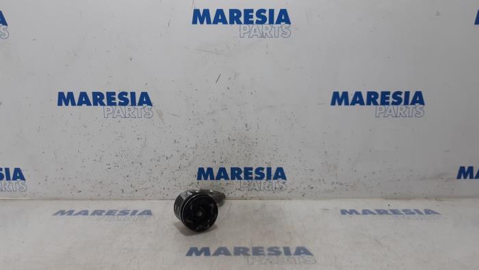 Usagé Piston Citroen Berlingo 1.6 HDi 90 Prix € 50,00 Règlement à la marge proposé par Maresia Parts