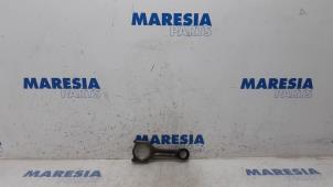Used Connecting rod Peugeot 508 SW (8E/8U) 1.6 HDiF 16V Price € 30,00 Margin scheme offered by Maresia Parts
