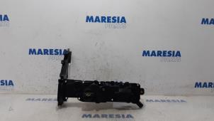 Used Rocker cover Peugeot 508 SW (8E/8U) 1.6 HDiF 16V Price € 35,00 Margin scheme offered by Maresia Parts
