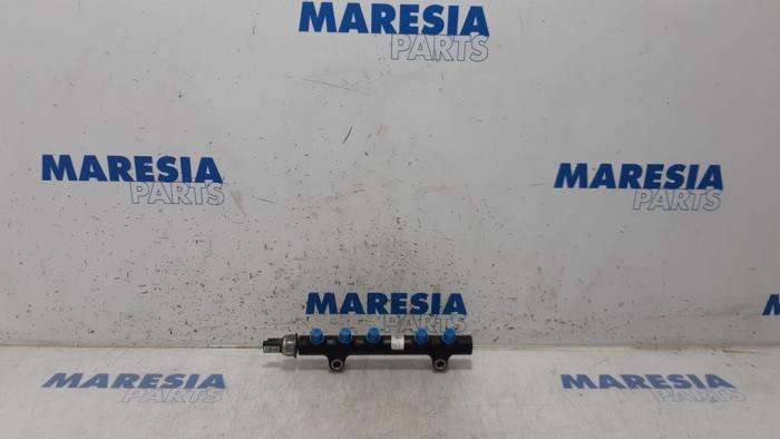 Usagé Système d'injection Peugeot 508 SW (8E/8U) 1.6 HDiF 16V Prix € 50,00 Règlement à la marge proposé par Maresia Parts