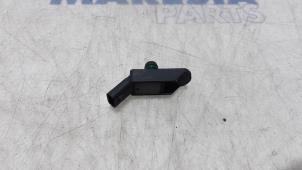 Used Mapping sensor (intake manifold) Peugeot 5008 I (0A/0E) 1.6 THP 16V Price € 10,00 Margin scheme offered by Maresia Parts