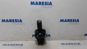 Used Gear stick Fiat Panda (312) 0.9 TwinAir Turbo 85 Price € 75,00 Margin scheme offered by Maresia Parts
