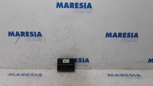 Używane Sterownik nagrzewnicy Citroen C4 Grand Picasso (UA) 1.6 HDiF 16V 110 Cena € 75,00 Procedura marży oferowane przez Maresia Parts