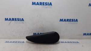 Used Armrest Citroen C4 Grand Picasso (UA) 1.6 HDiF 16V 110 Price € 75,00 Margin scheme offered by Maresia Parts