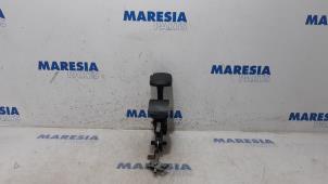 Used Parking brake lever Fiat Panda (312) 0.9 TwinAir Turbo 85 Price € 65,00 Margin scheme offered by Maresia Parts