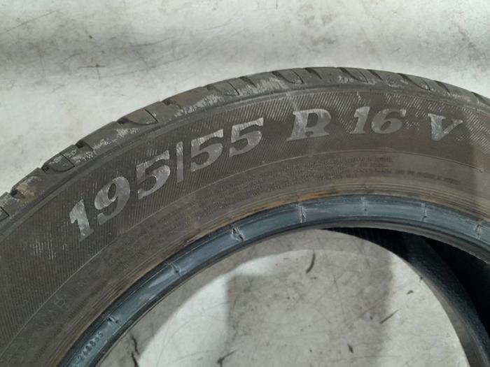 Tyre with tyre size 195/55/16 - VIKING - Maresia Parts